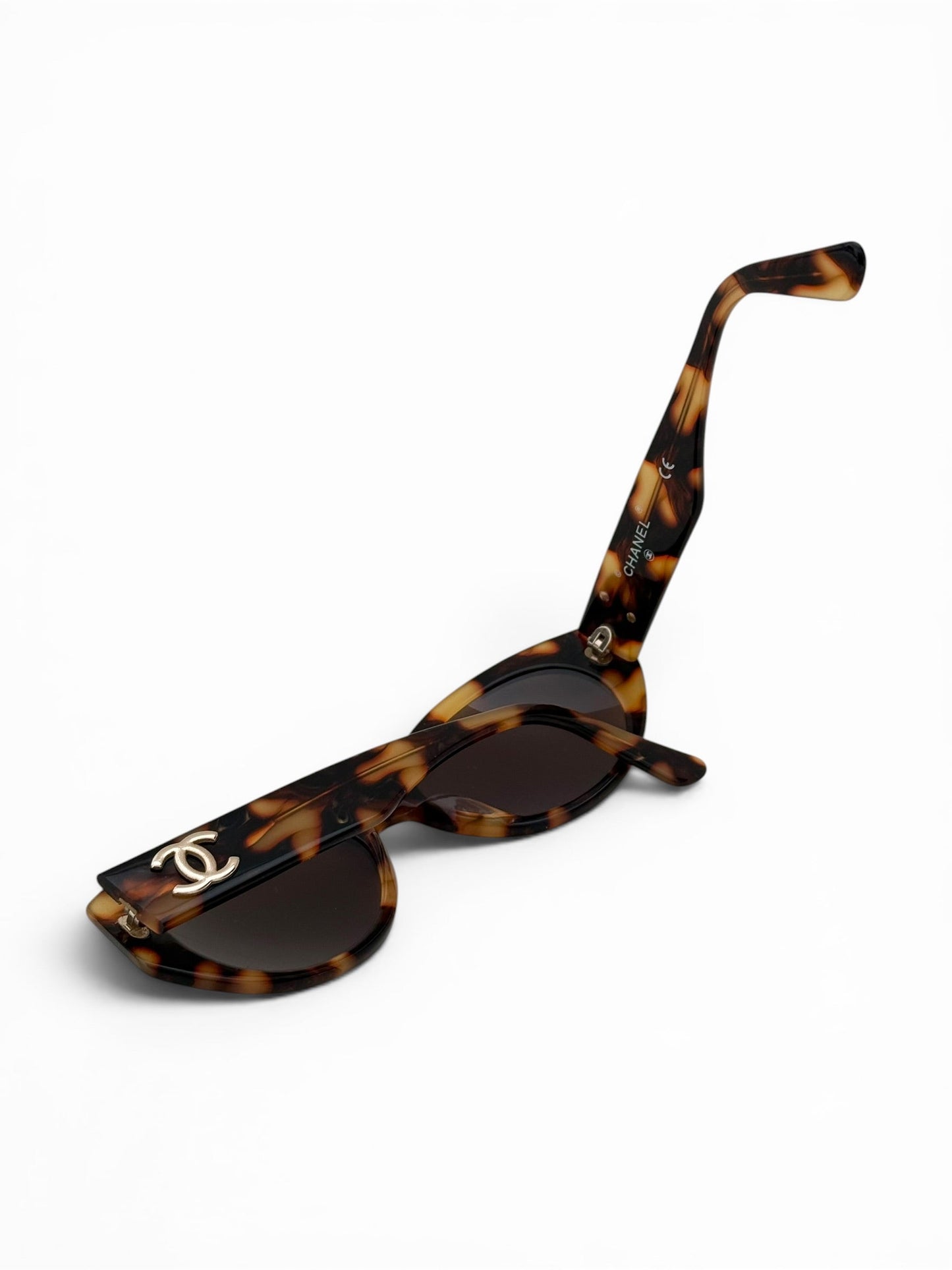 2010s Chanel CC Sunglasses | O/S, Brown