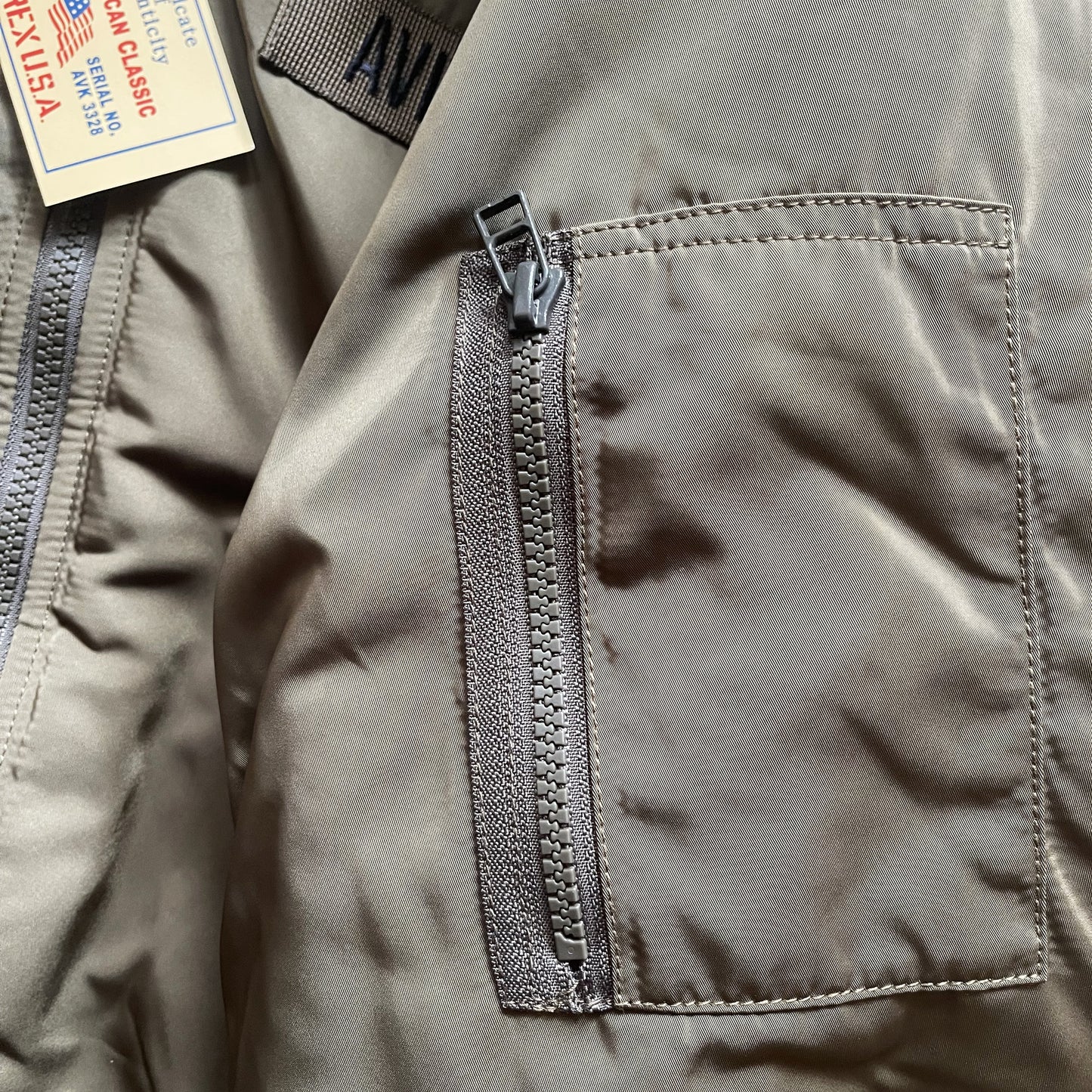 Avirex Padded Bomber Jacket With Hood - L