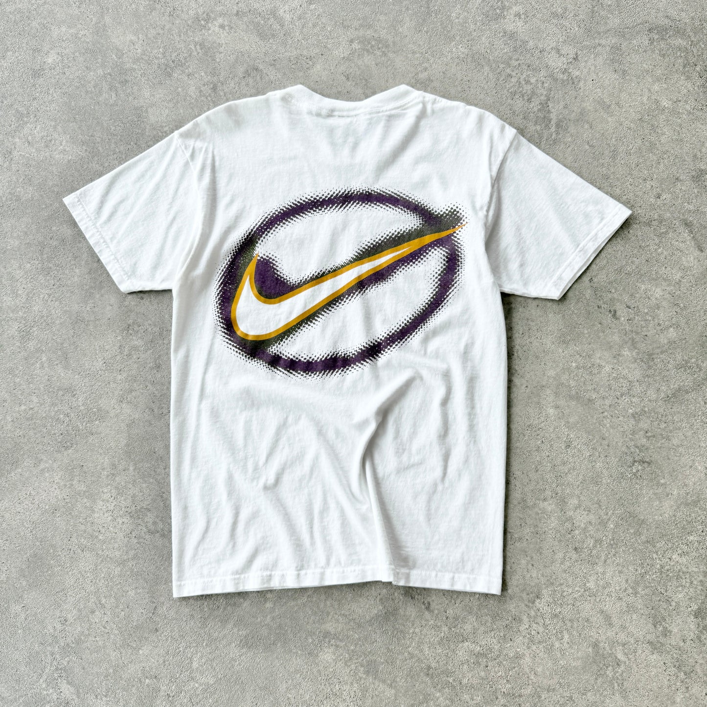 Nike 1990s heavyweight graphic logo t-shirt (S)