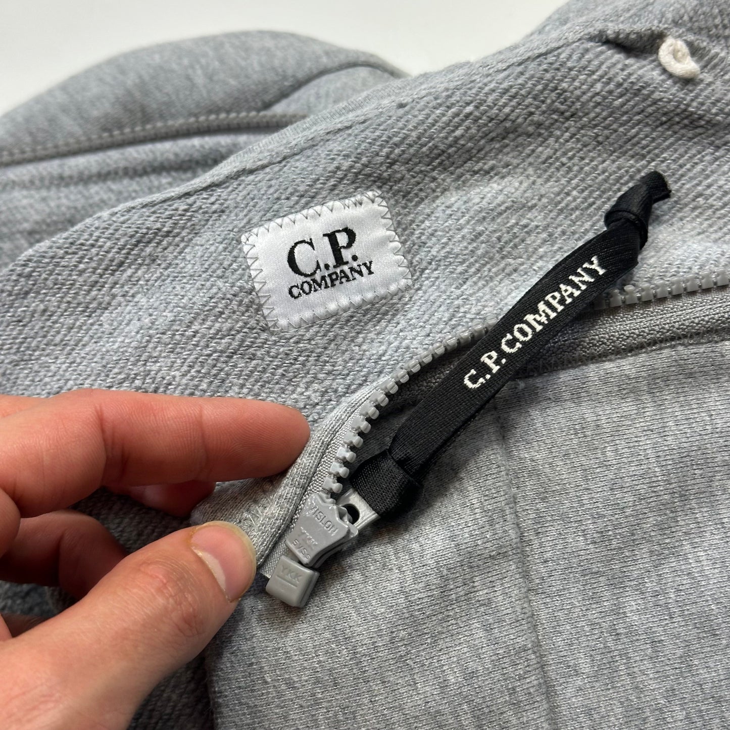 CP Company 2021 Goggle Hood Thick Zip-up Hoodie - L | Default Title, Grey