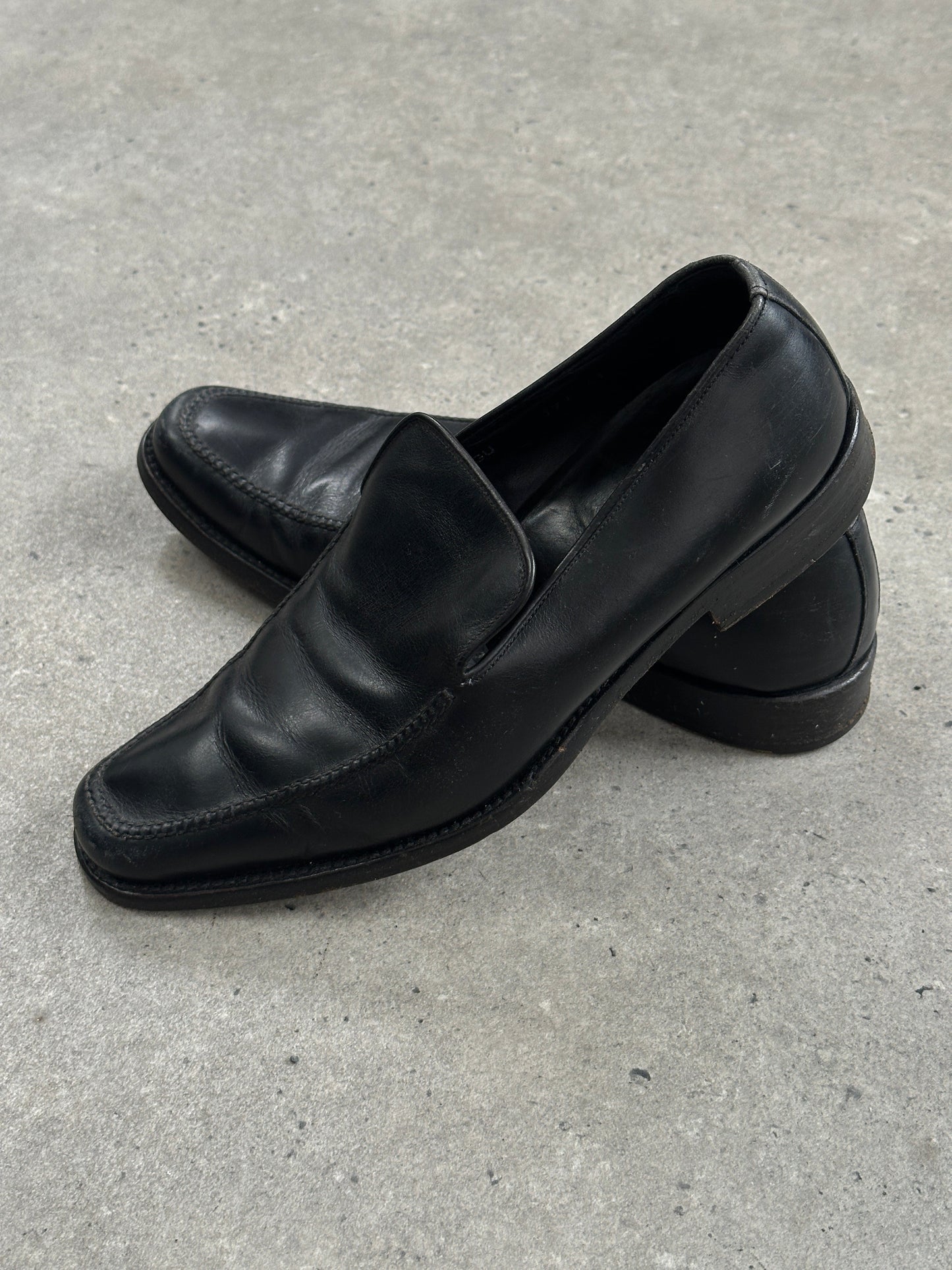 Giorgio Armani 1990s Leather Apron Toe Loafers - UK 7