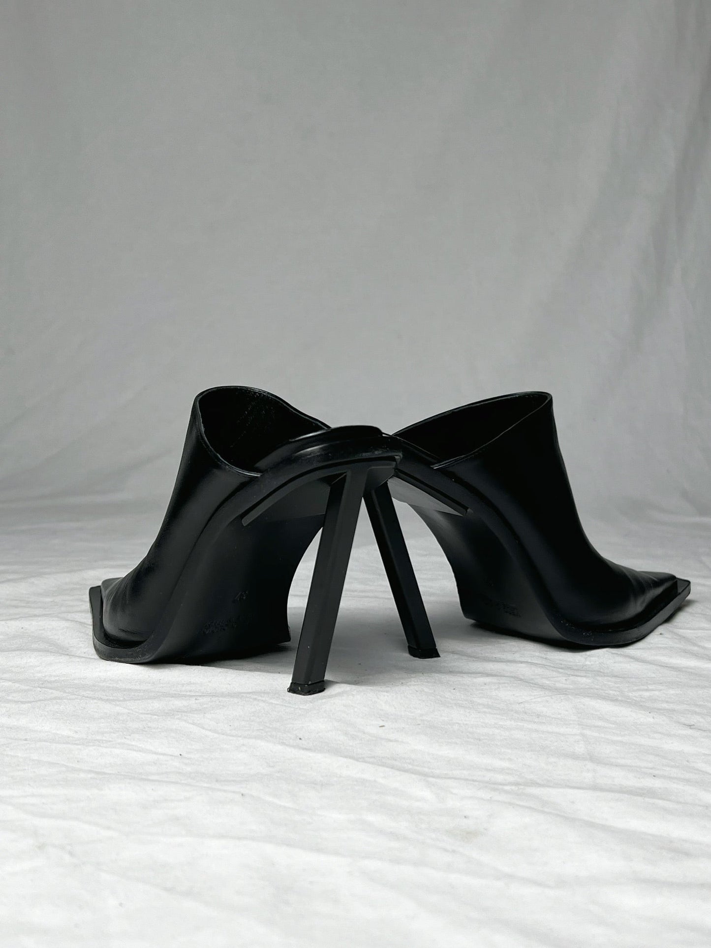 ANN DEMEULEMEESTER MULE HEELS | DEFAULT TITLE, Black