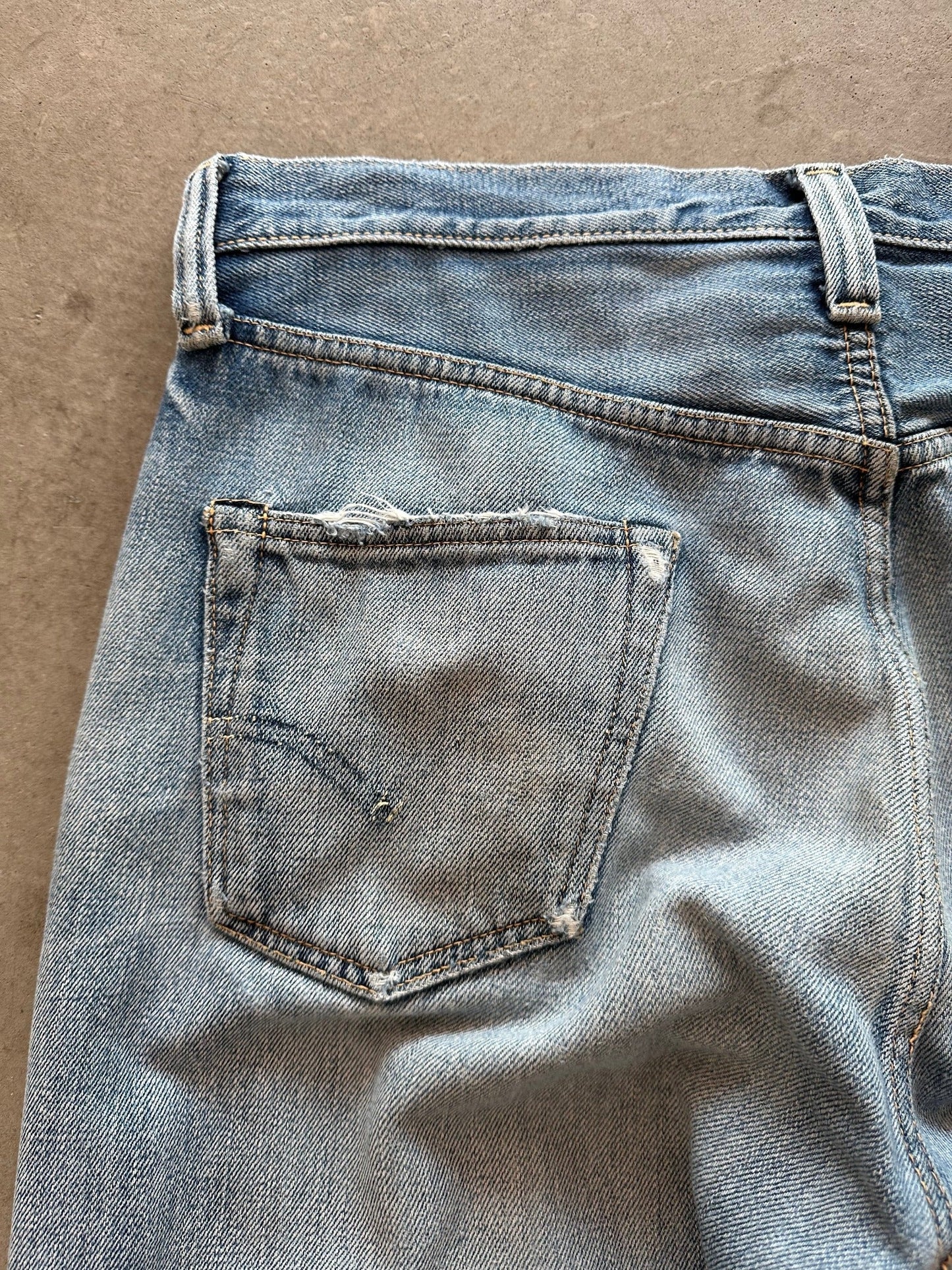 1990's Levi's 501 Repaired ‘Big E’ Selvedge Jeans - 34 x 30 | W34, Red