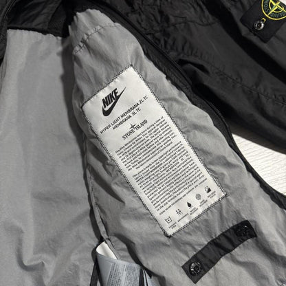 Stone Island Hyper Light Membrana Packable Jacket | Small, Black