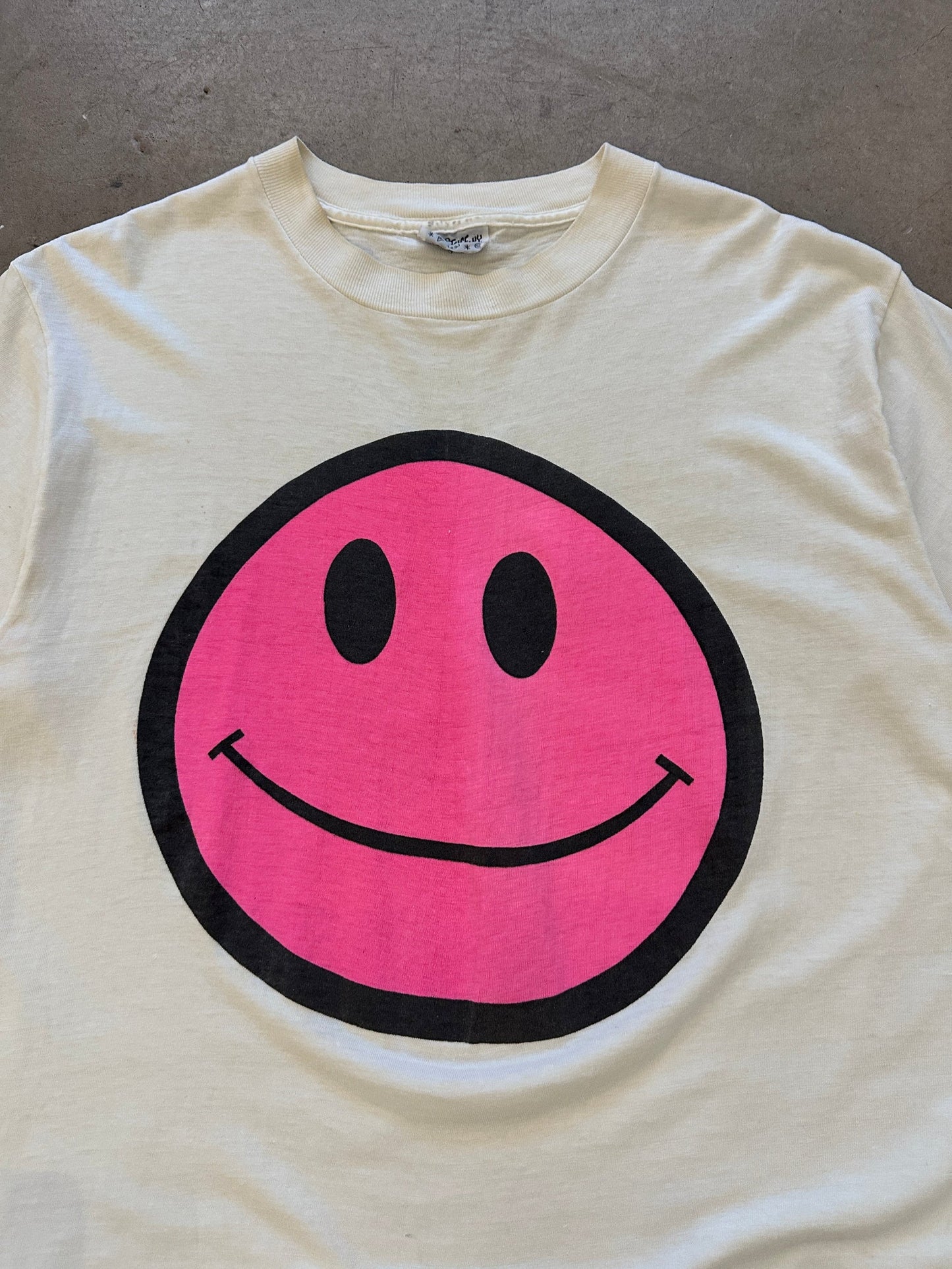 1980's Smiley T-Shirt - L | White, Red
