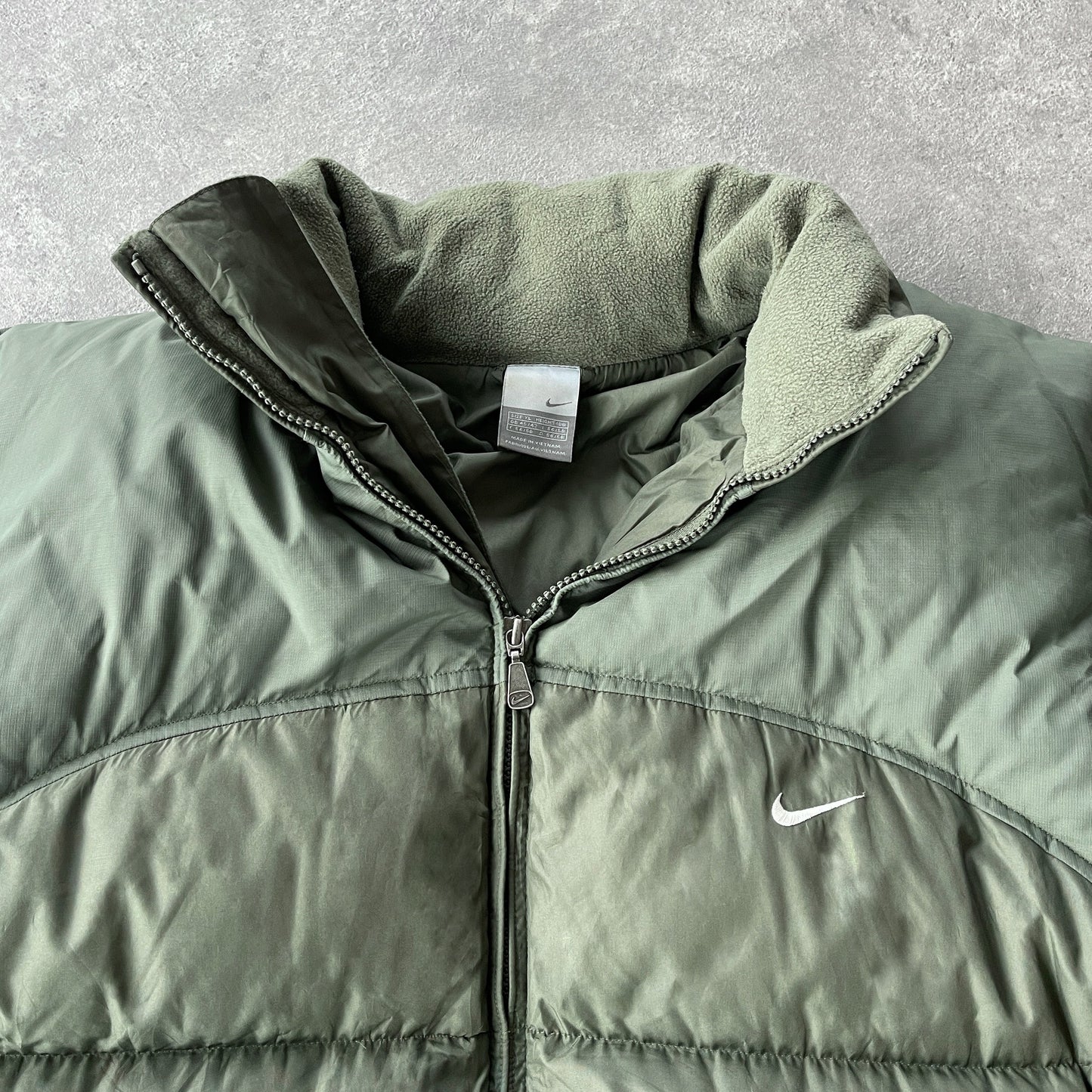 Nike 2000s heavyweight down fill technical puffer jacket (XL)