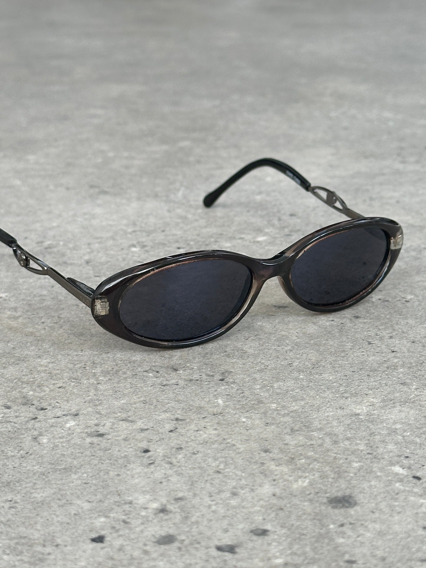 Vintage 2000s Oval Mini Sunglasses