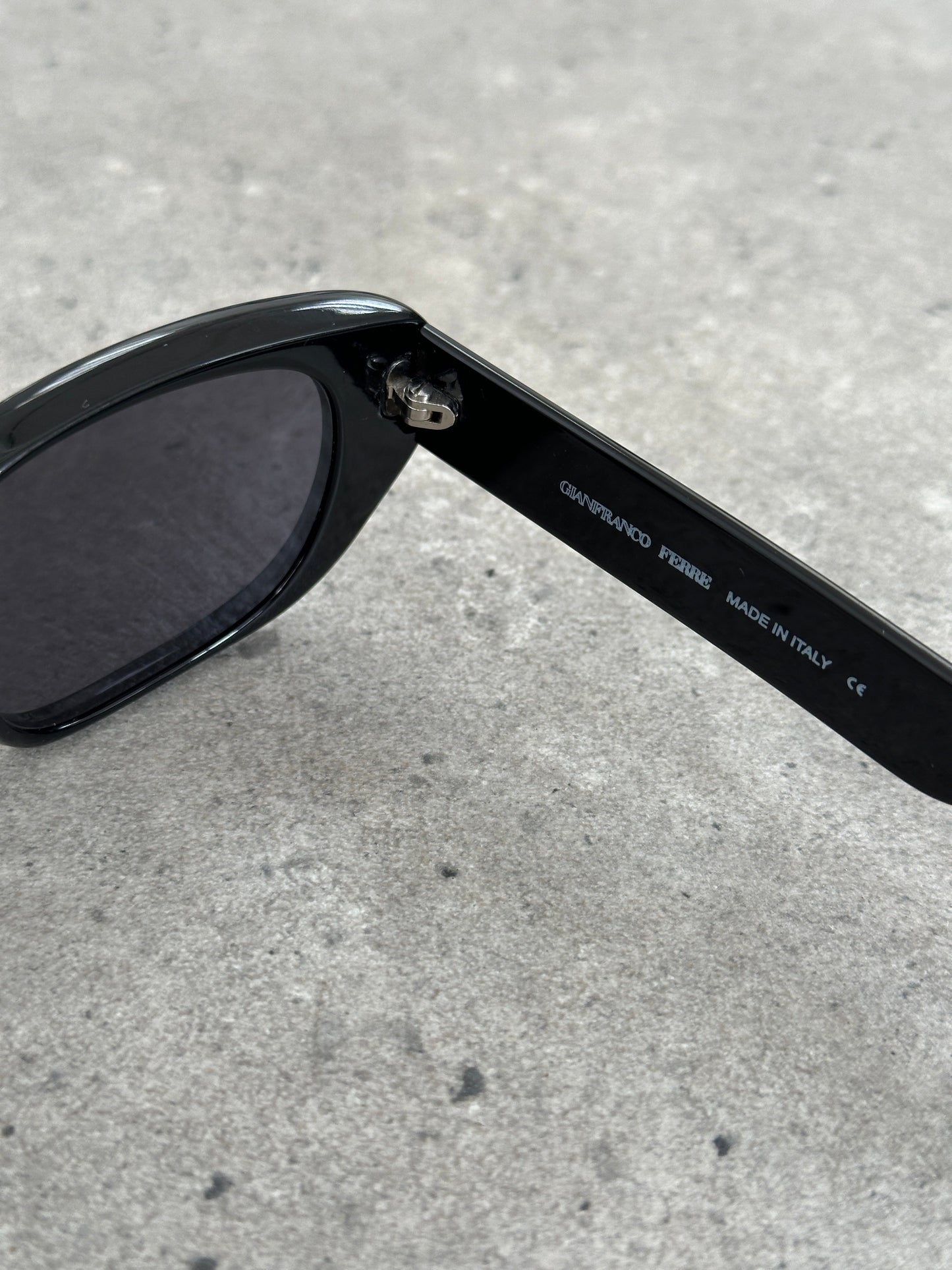 Gianfranco Ferre 2000s Rectangular Sunglasses