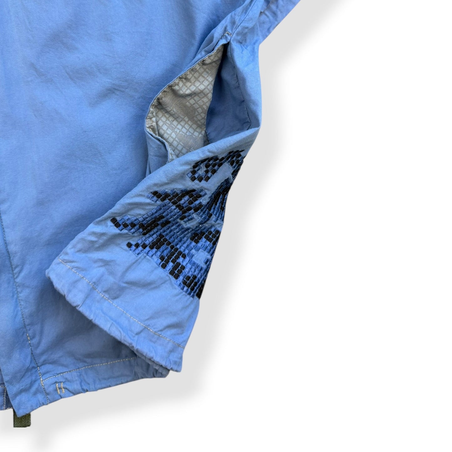2000's Maharishi Pixelated Dragon Zipped Shirt (L) | Default Title, Blue