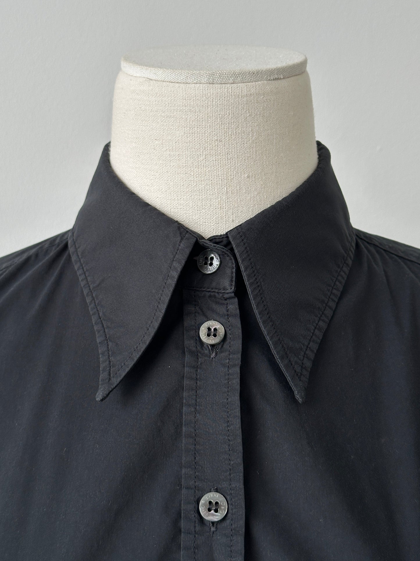 Dolce & Gabbana 1990s Dagger Collar Fitted Shirt - S-M