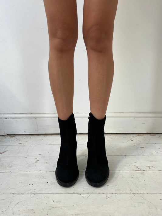 ANN DEMEULEMEESTER SUEDE HEELS (EU 39) | DEFAULT TITLE, Black