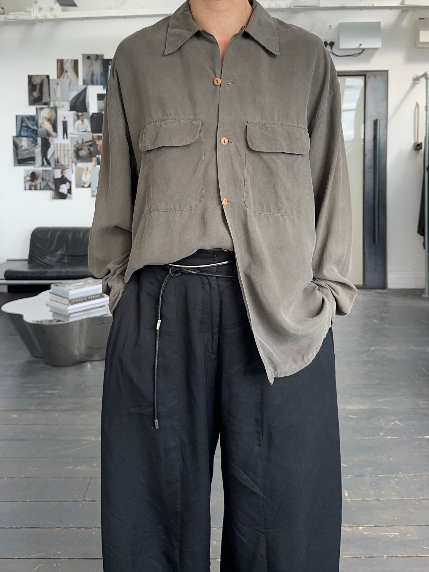 GUESSILK 1990s Pure Silk Minimal Shirt - L