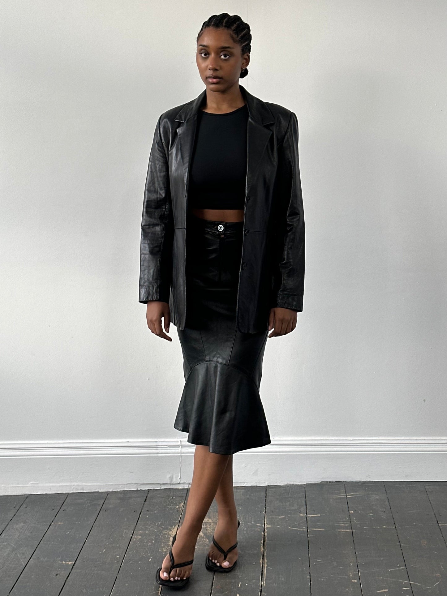 Vintage 1990s Leather Midi Skirt - W25