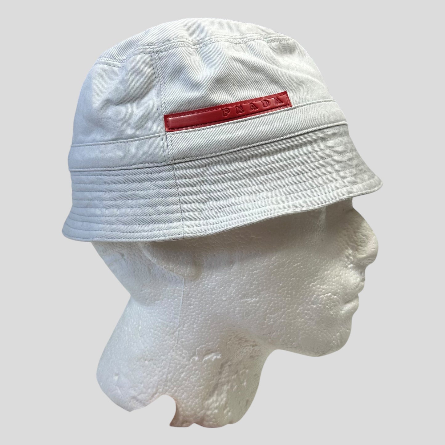 Prada Sport 1999 White Cotton Red Rubber Tab Bucket Hat - M | O/S, Red
