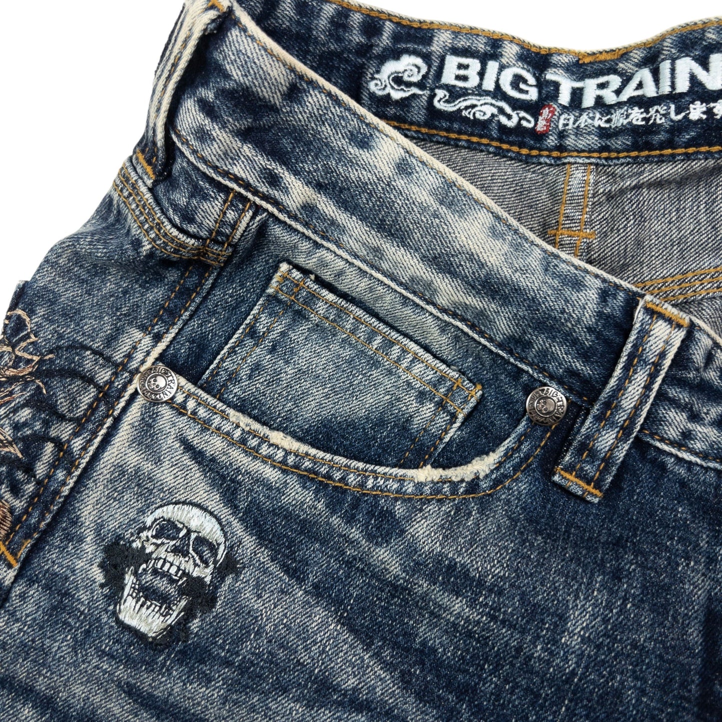 Vintage Big Train Embroidered Pirate Skull Japanese Denim Jeans Size W30