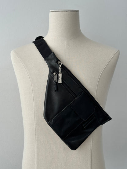 Vintage 2000s Leather Crossbody Bag