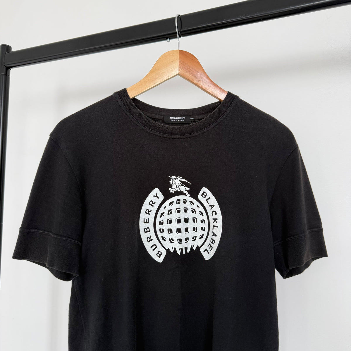 2000s burberry black label ministry of sound graphic tee | O/S, Black