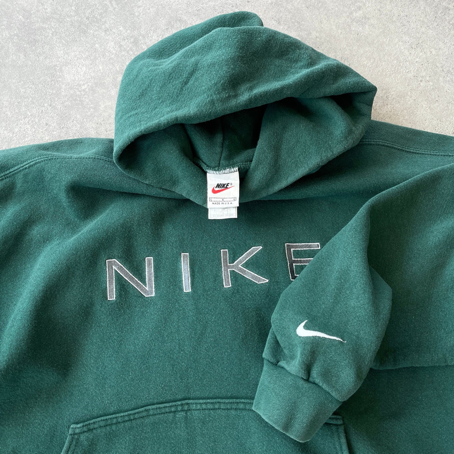 Nike RARE 1990s heavyweight embroidered hoodie (L)