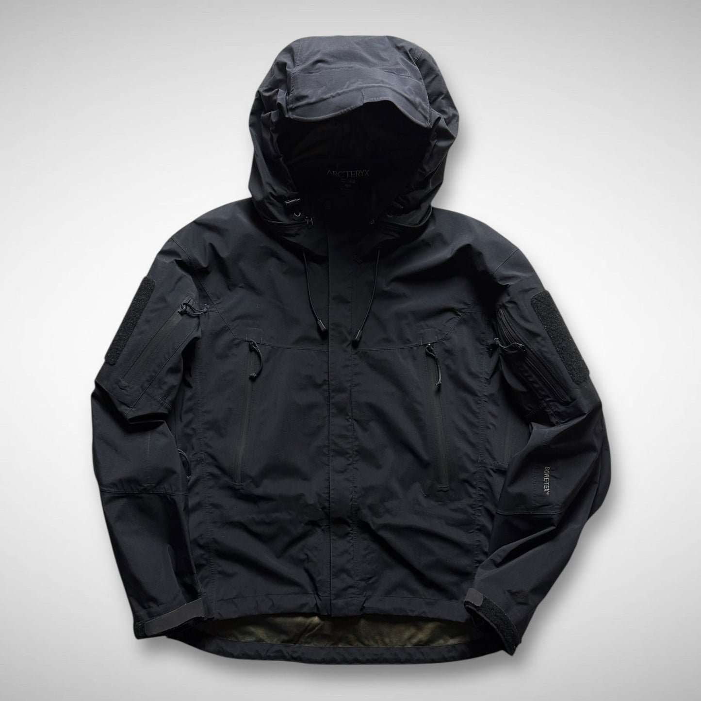 Arc’Teryx LEAF Alpha Gen 1 GTX (2011)