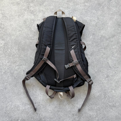 Nike ACG 1990s Steel City 35L backpack (22”x15”)