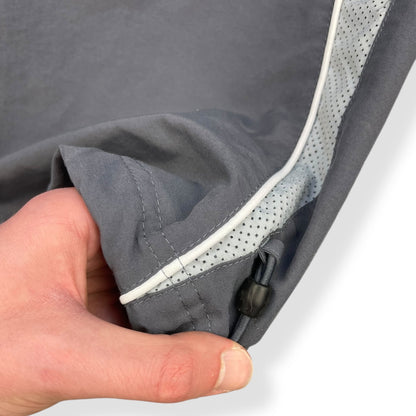 2000's Nike Mesh Panelled Shorts (L) | Default Title, Grey