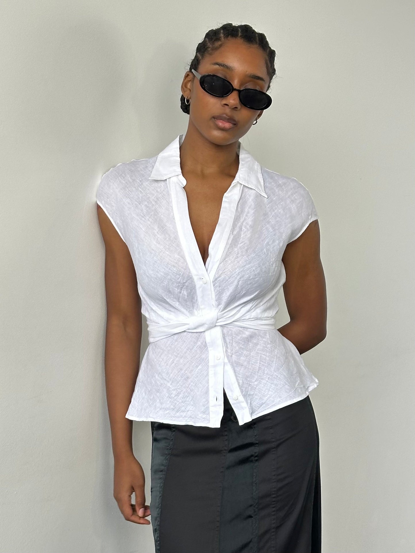 Max Mara 2000s Pure Linen Sleeveless Wrap Shirt - S/M