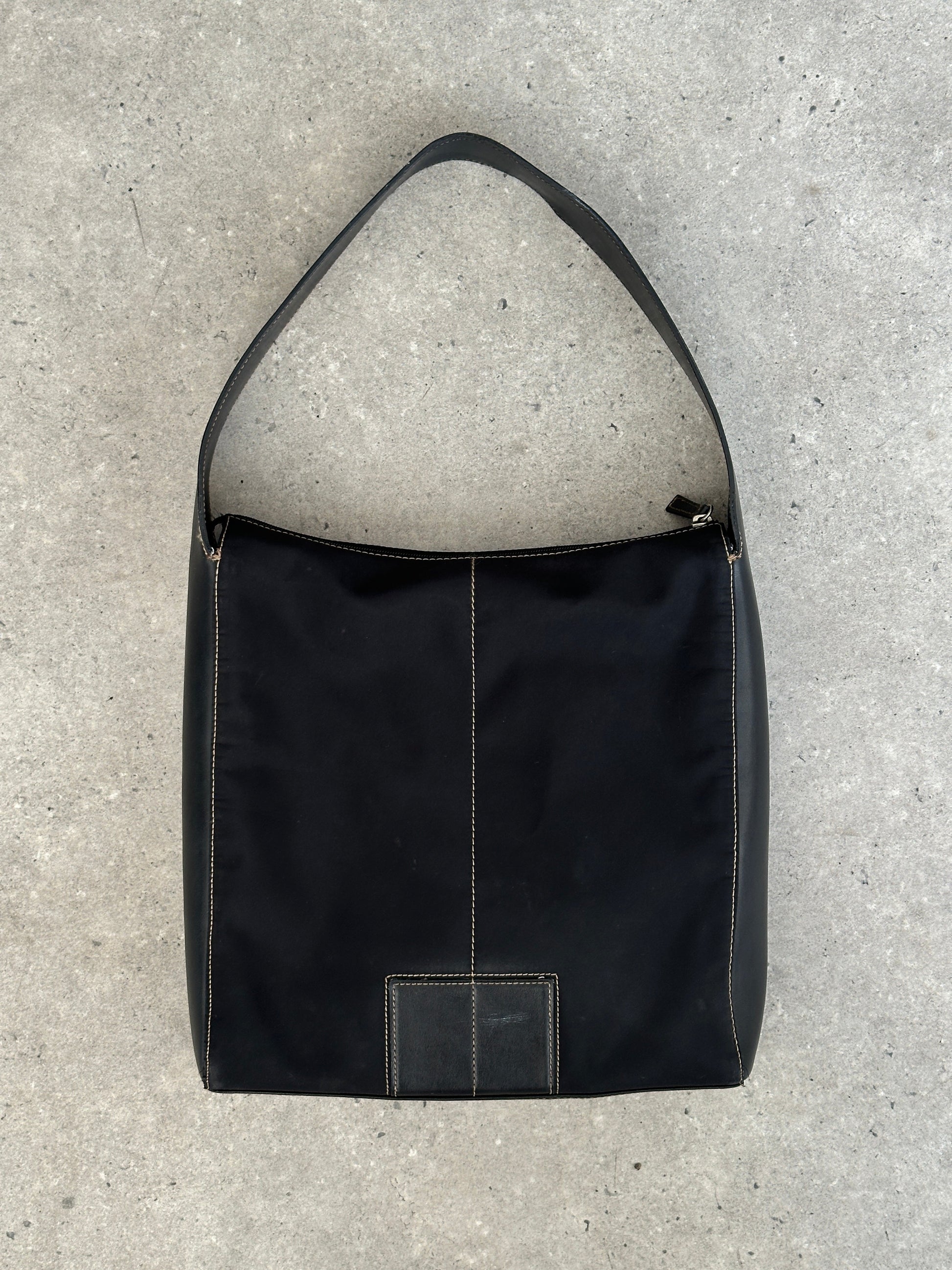 DKNY 2000s Contrast Stitch Shoulder Bag