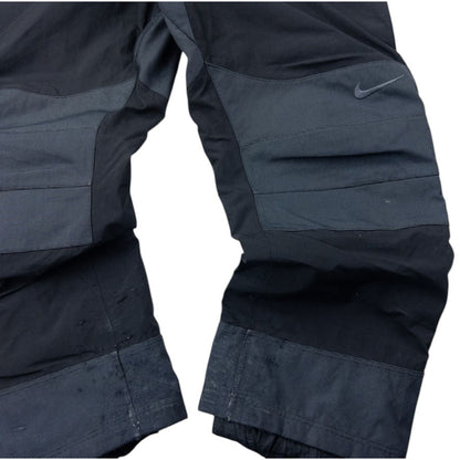 Vintage Nike ACG Snowboarding Dungarees Size L