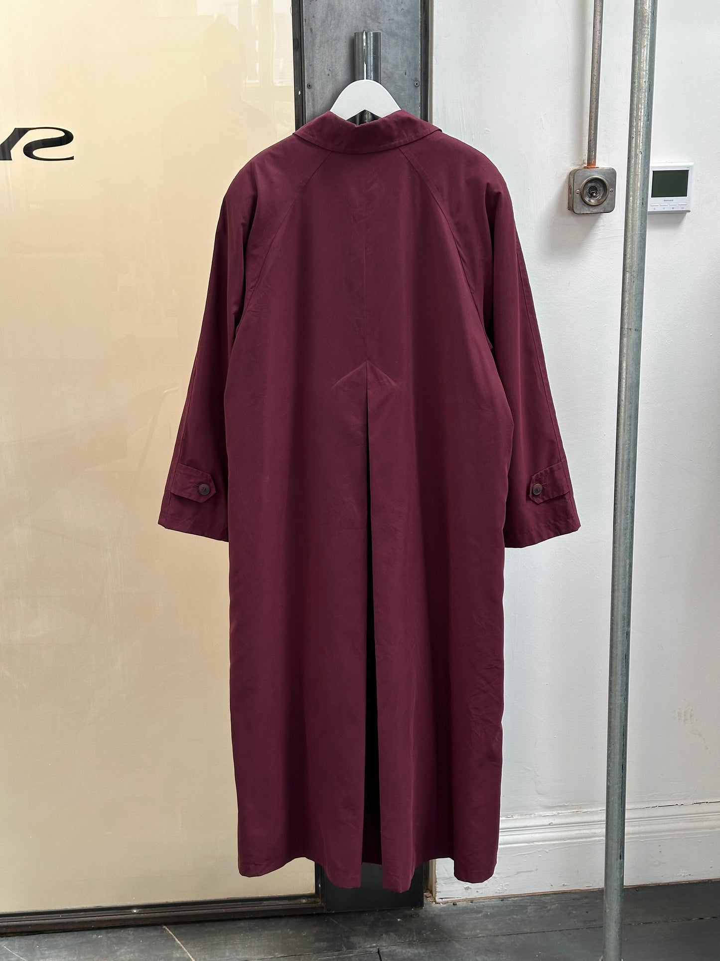 London Fog 2000s Concealed Placket Trench Coat - XL