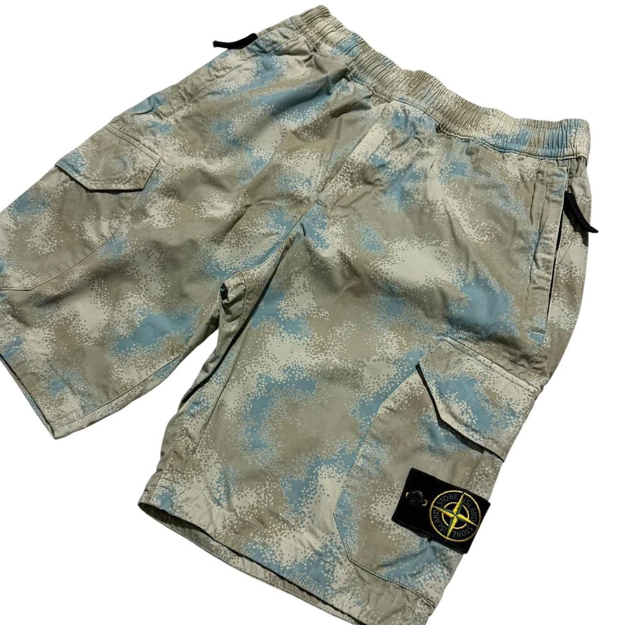 Stone Island Devore Camo Shorts | W30, Camo