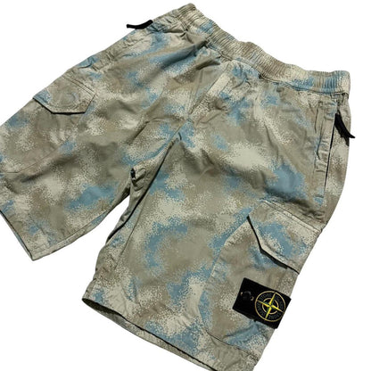 Stone Island Devore Camo Shorts | W30, Camo