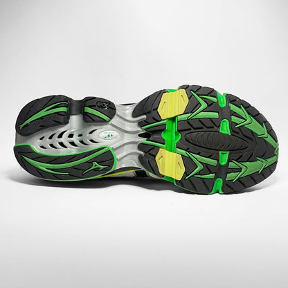 Mizuno Wave Creation 14 (2013) - Known Source