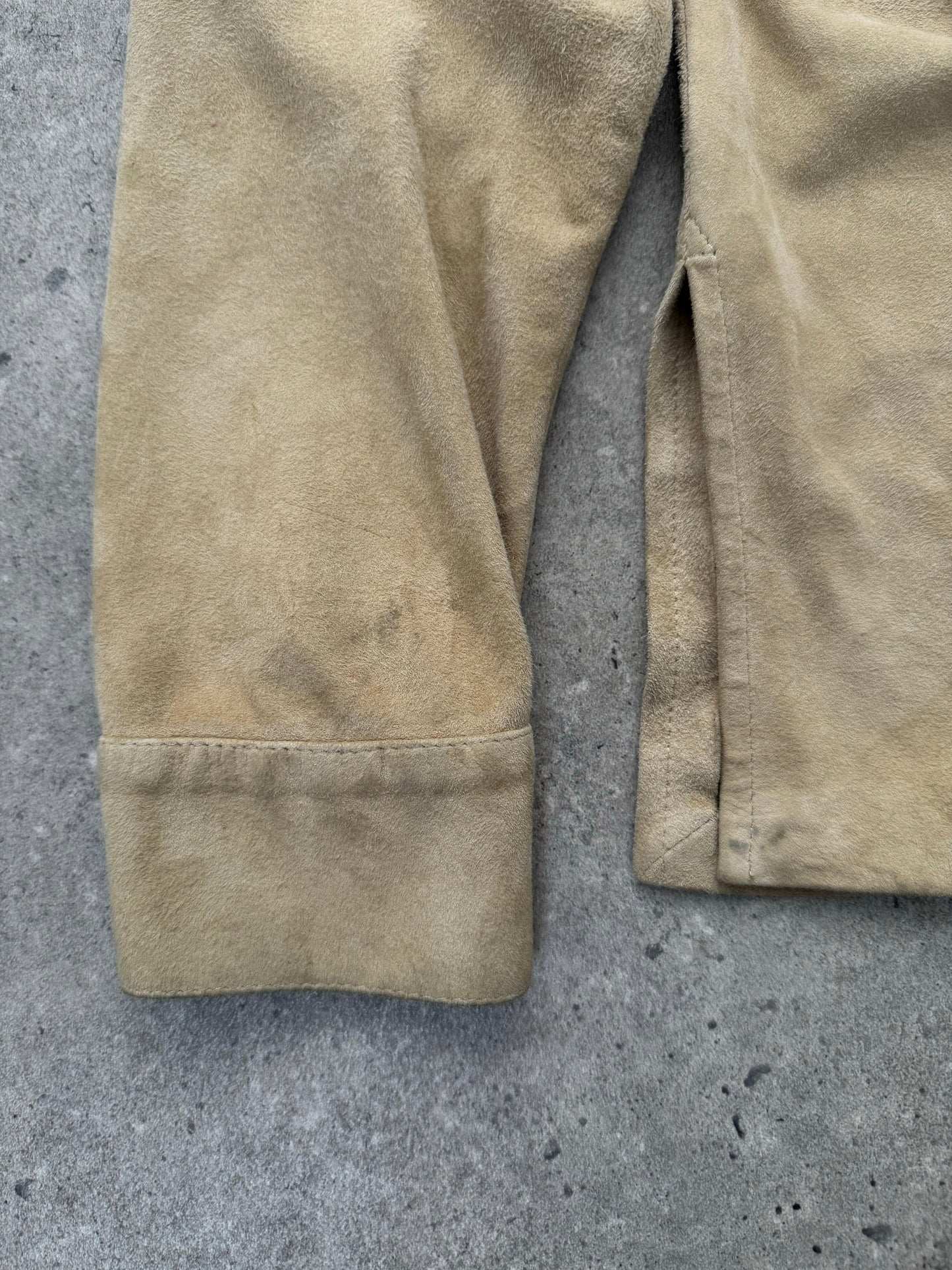 Marella 1990s suede minimal shirt in light brown, fitted design with long sleeves and pointed collar, casual vintage style.