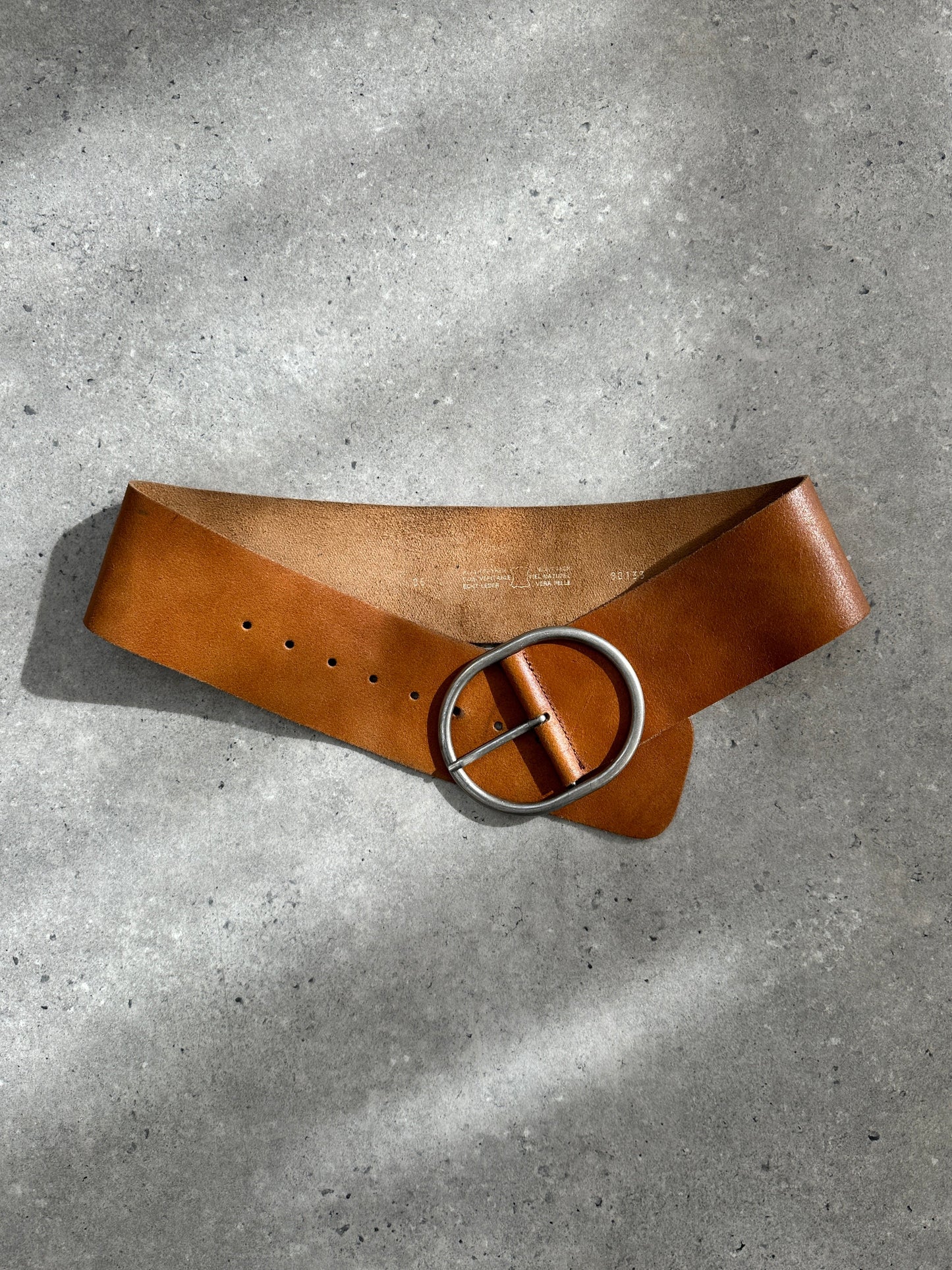 Italian Vintage 1990s Chunky Leather Belt - W28-32