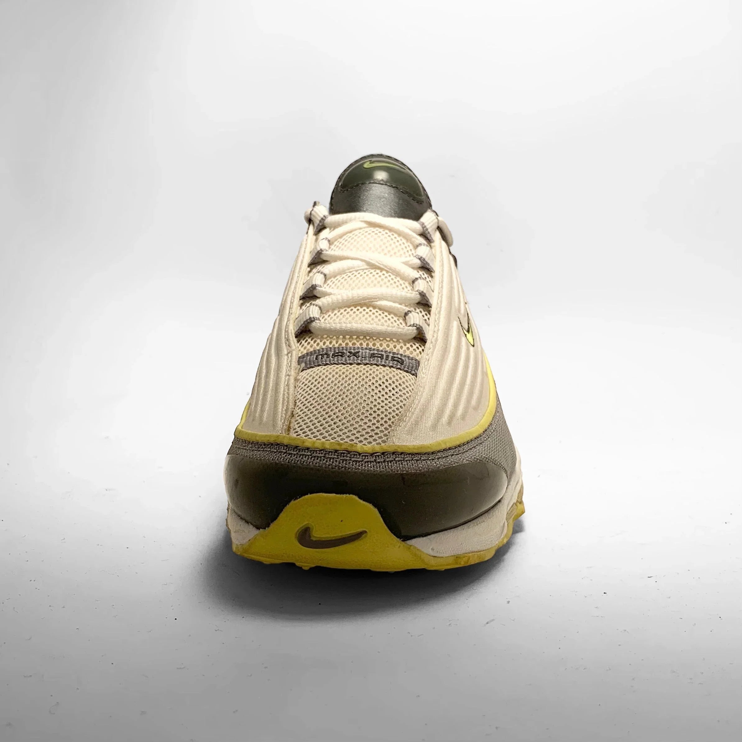 nike air max 2002 yellow