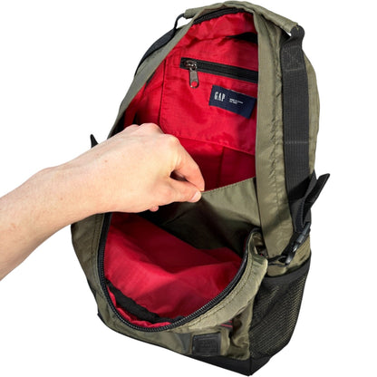Gap 00’s Multipocket Sling Bag | O/S, Olive
