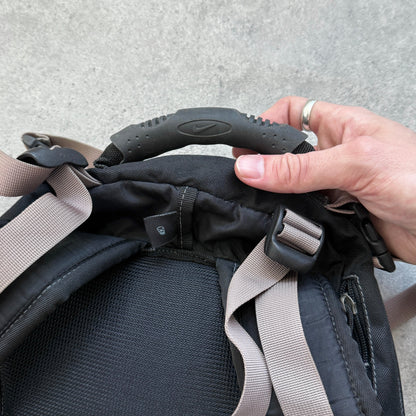 Nike ACG 1990s 40L technical backpack (22”x15”)