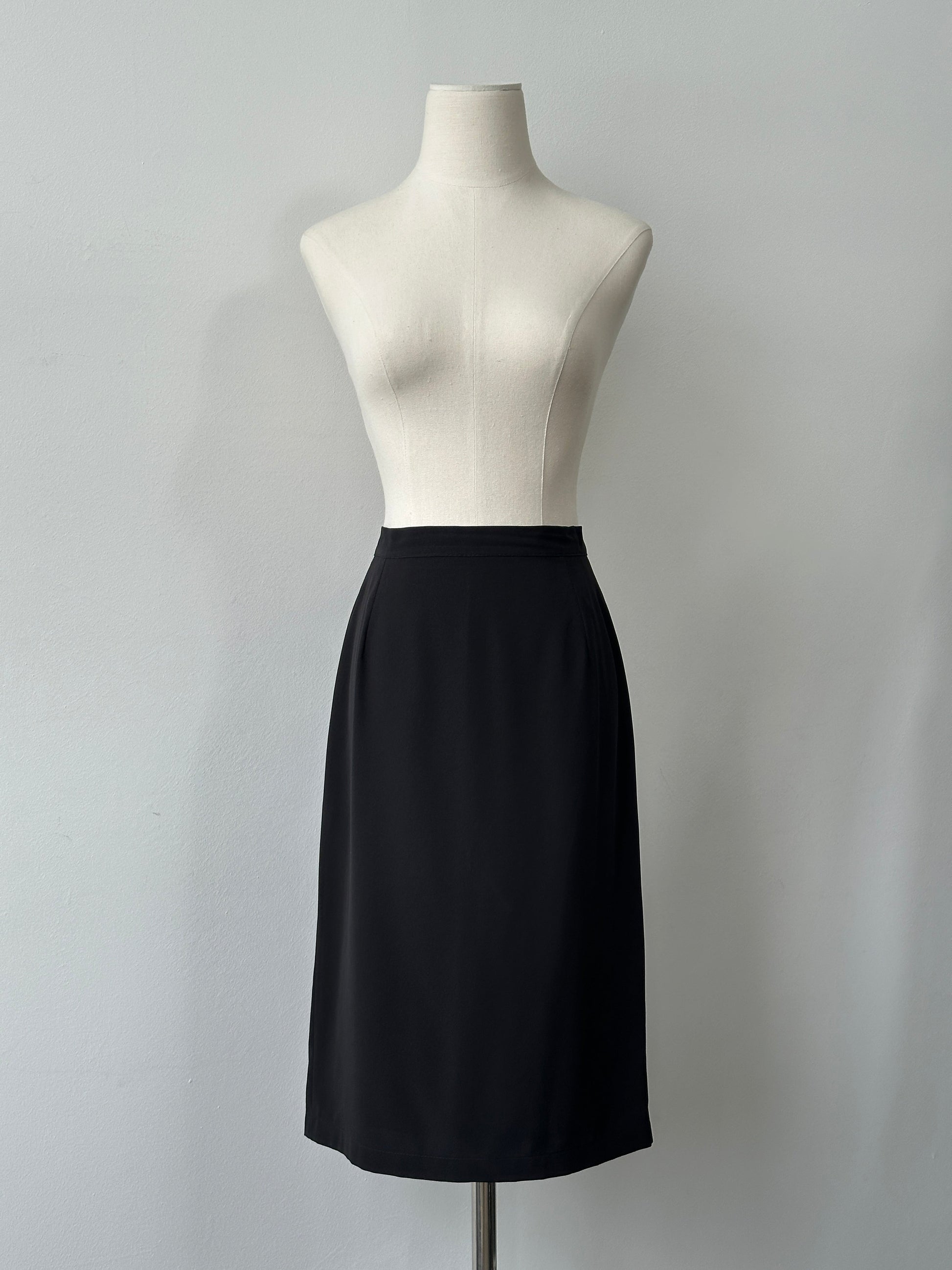 Italian Vintage 1990s Mini Skirt - W30