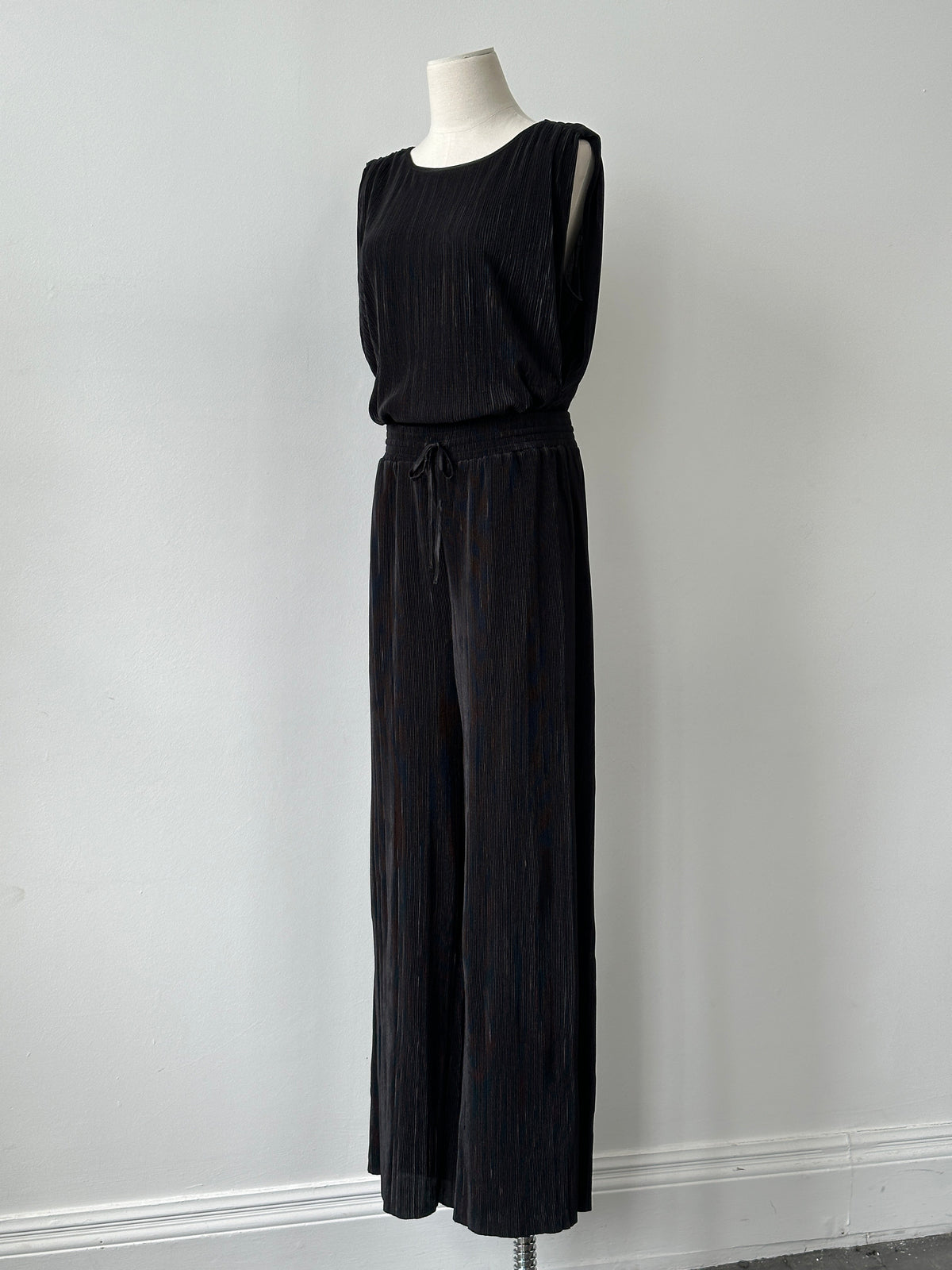 DKNY 2000s Pleated Wide Leg Two Piece Set - M/W28