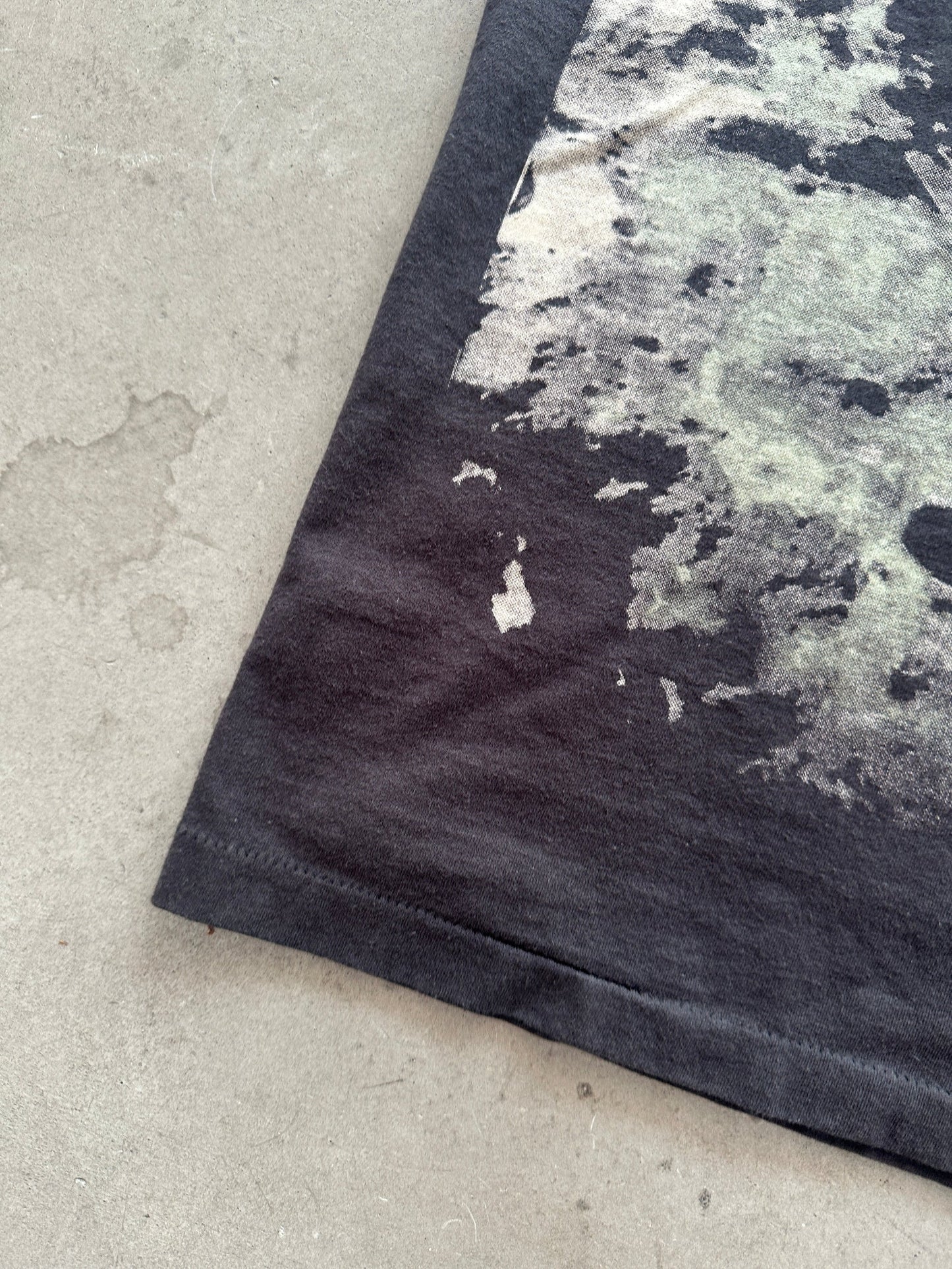 1995 Grateful Dead Standing on the Moon T-Shirt - XL