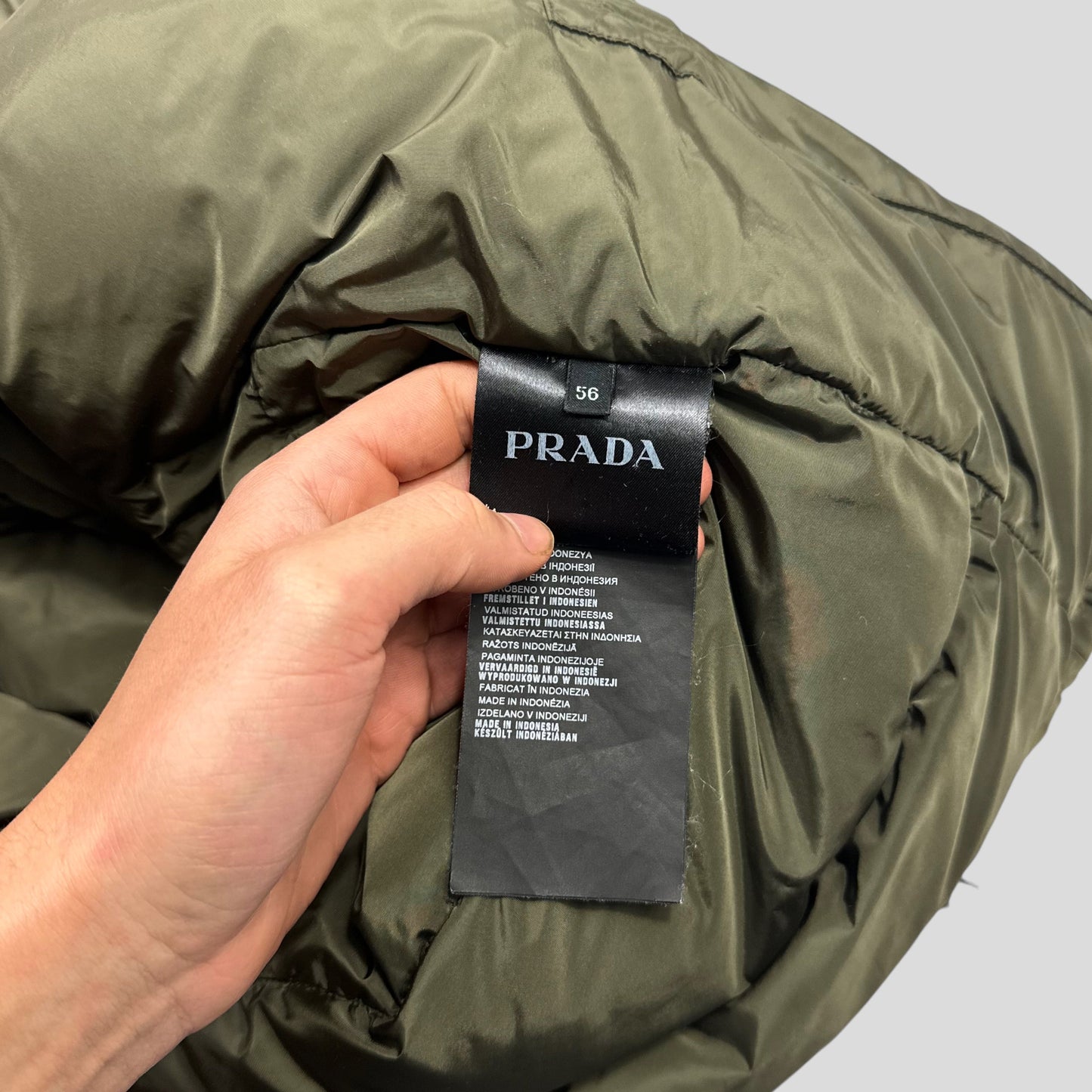 Prada Milano 2015 Nylon Goose Down Puffer Gilet - IT56