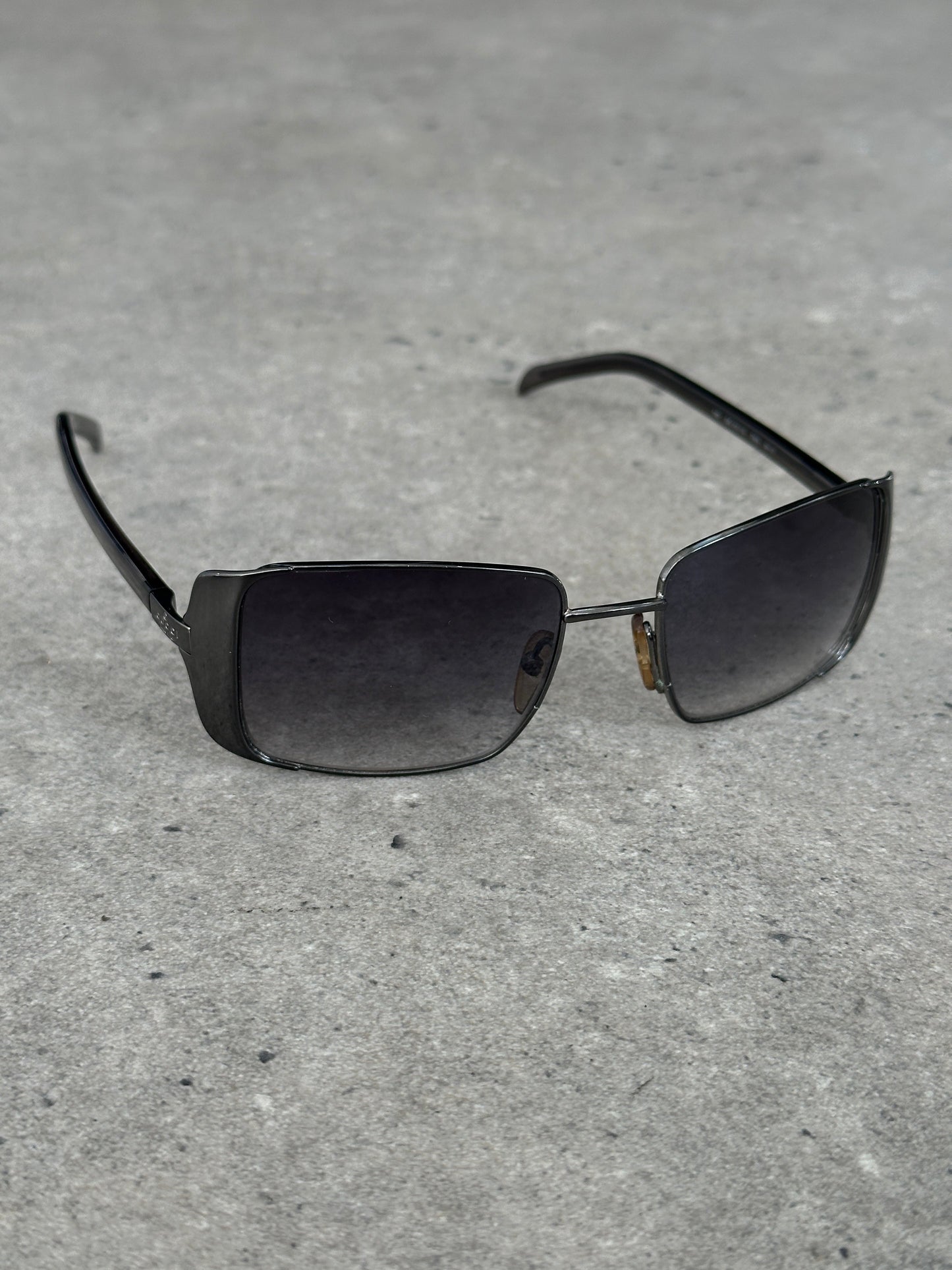 Gucci 2000s Rectangular Logo Sunglasses