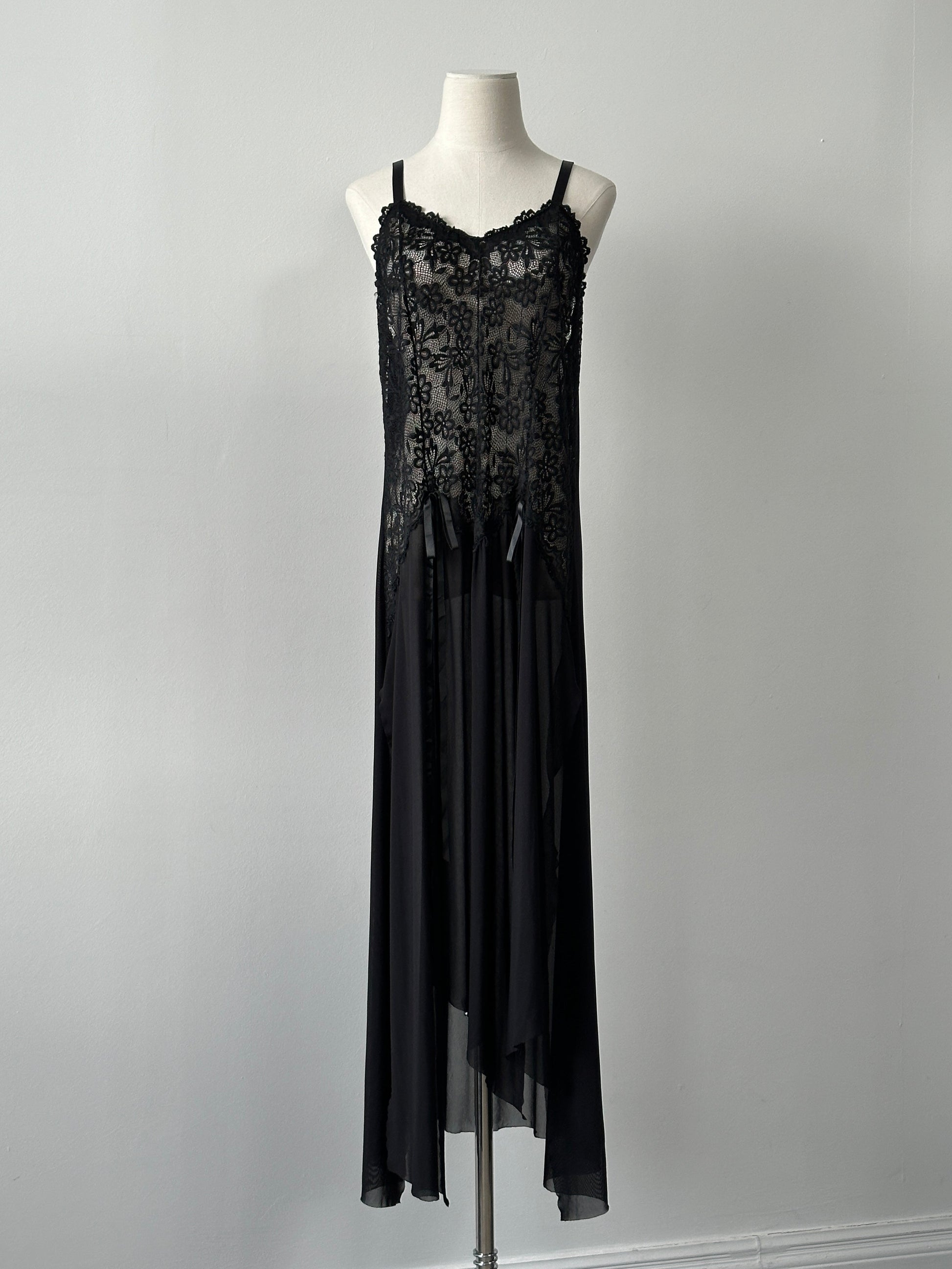 Vintage 2000s Lace Split Front Sheer Floor Length Dress - M-XL