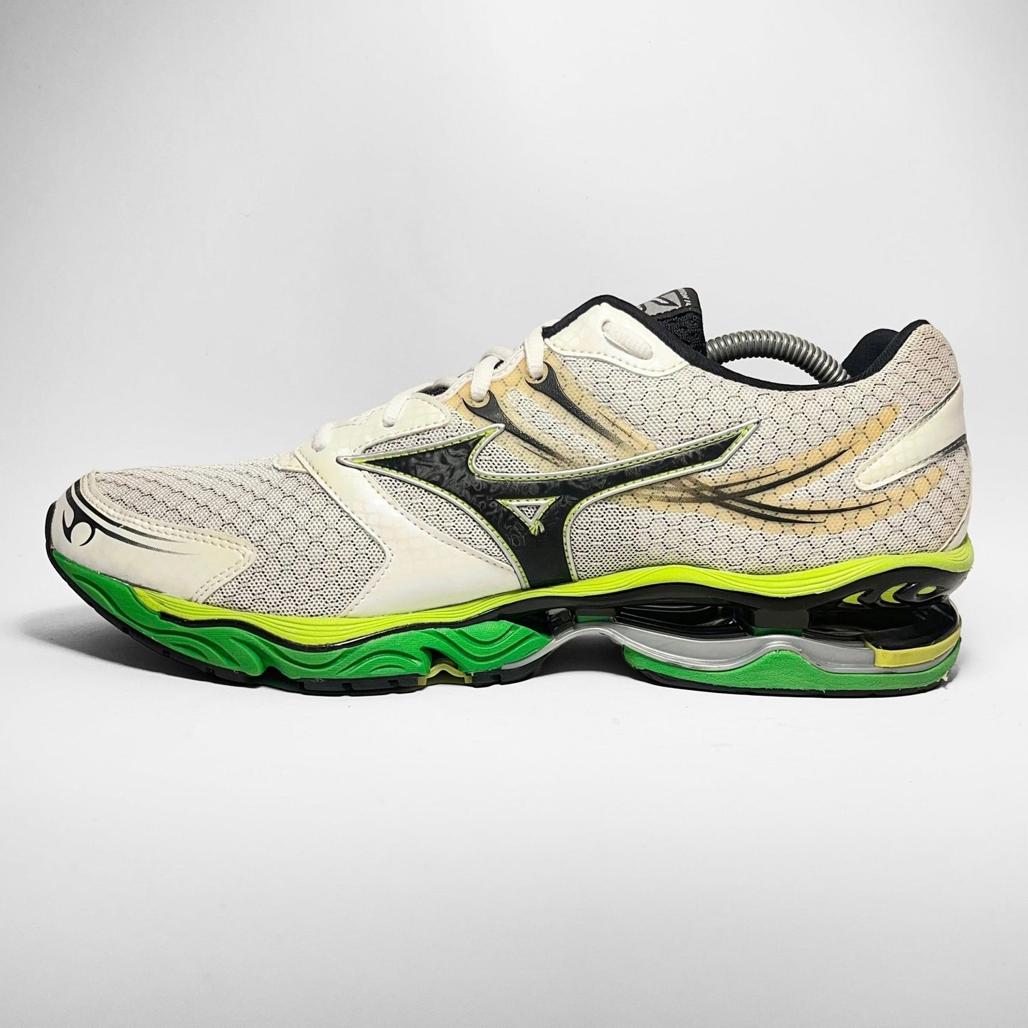 Mizuno Wave Creation 14 (2013) - Known Source