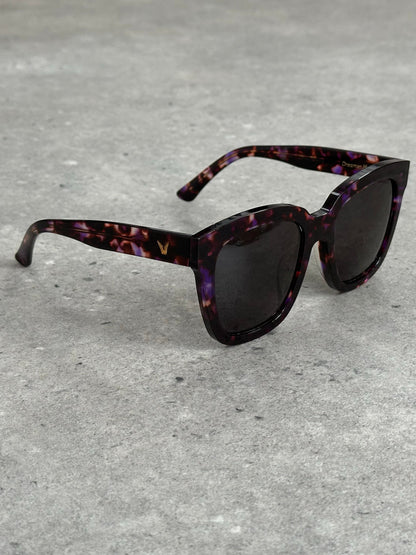 Gentle Monster Dreamer Hoff Oversized Square Logo Sunglasses
