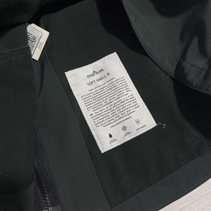 Stone Island Soft Shell-R Jacket | Large, Dark Green
