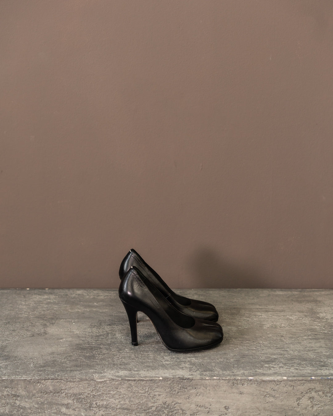 MARGIELA TABI HEELS (EU 36, fits like 35)