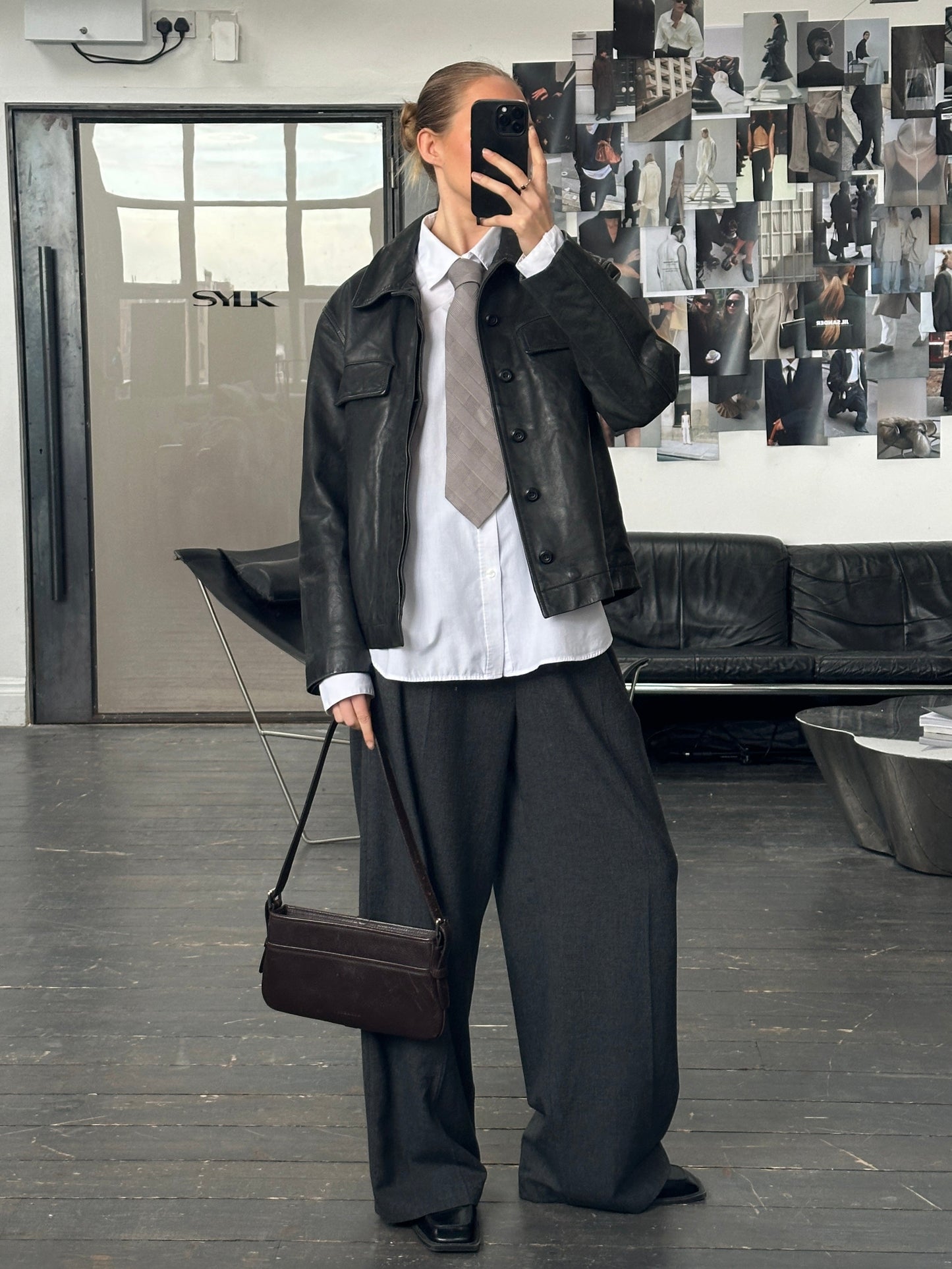 Armani Collezioni 1990s Pure Silk Diagonal Stripe Tie