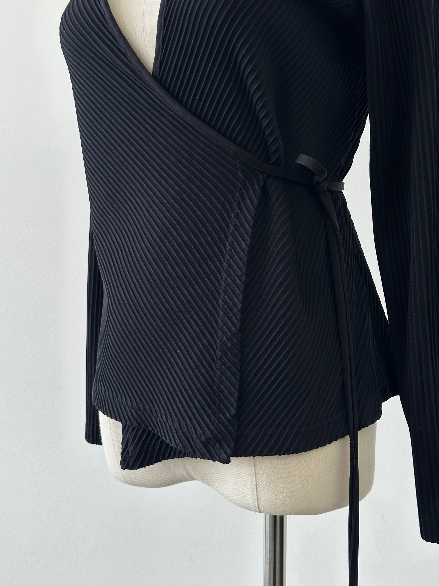 Anna Fontaine 2000s Ribbed Wrap Top - S