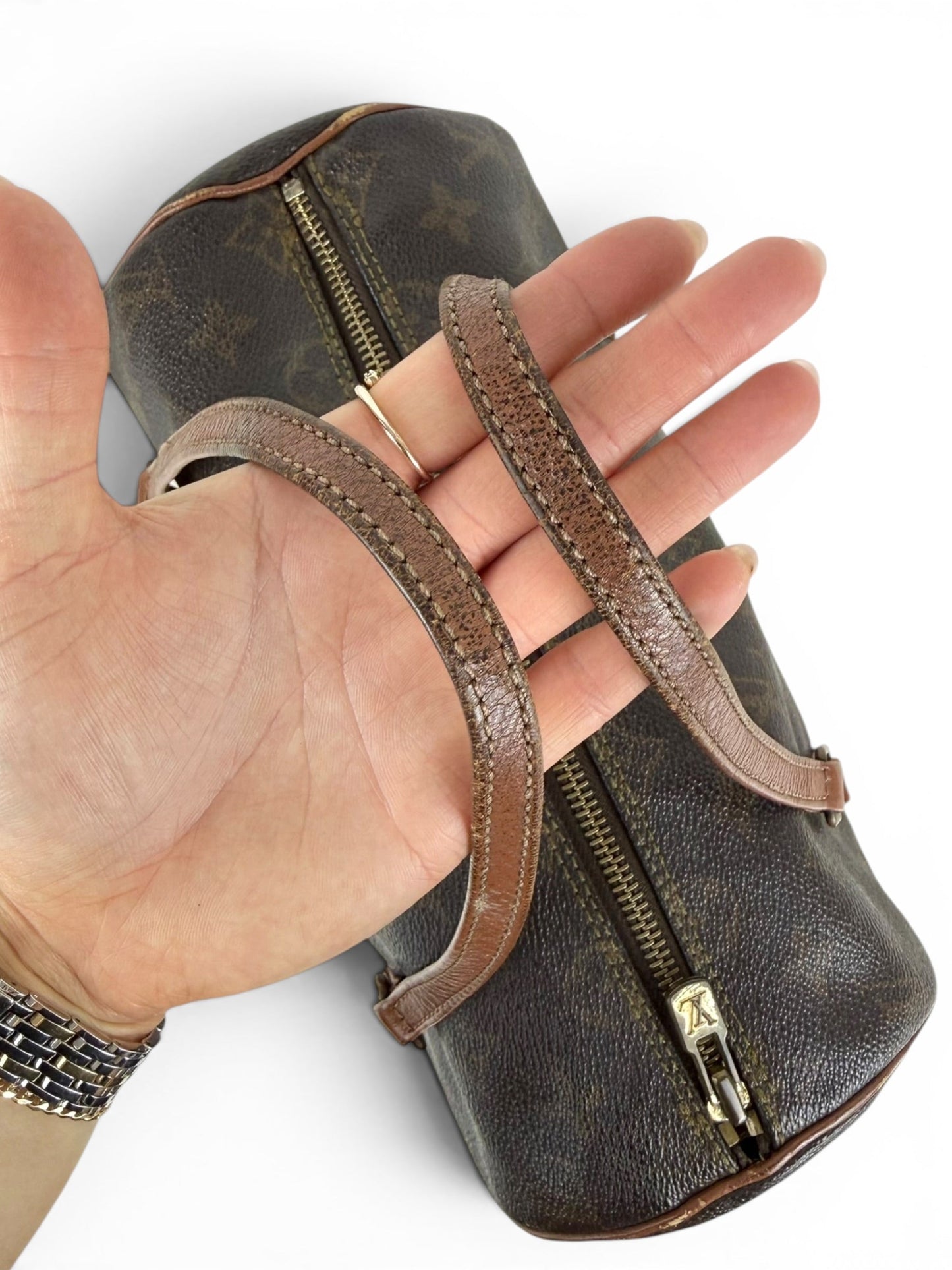 1980s Louis Vuitton Papillon 26 Handbag | O/S, Brown